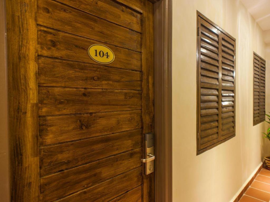 Armenian Suite Hotel George Town Exterior foto